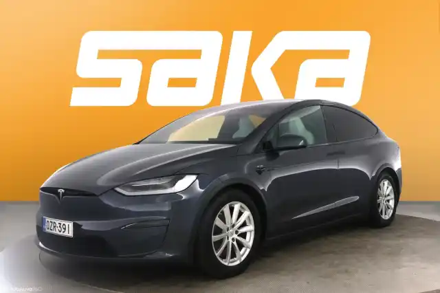 Harmaa Maastoauto, Tesla Model X – OZR-391