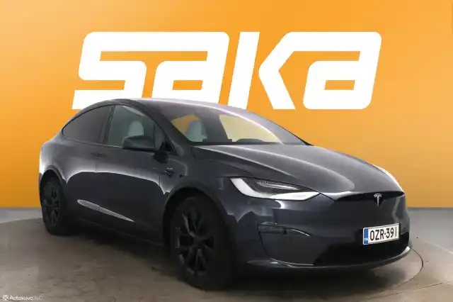 Harmaa Maastoauto, Tesla Model X – OZR-391