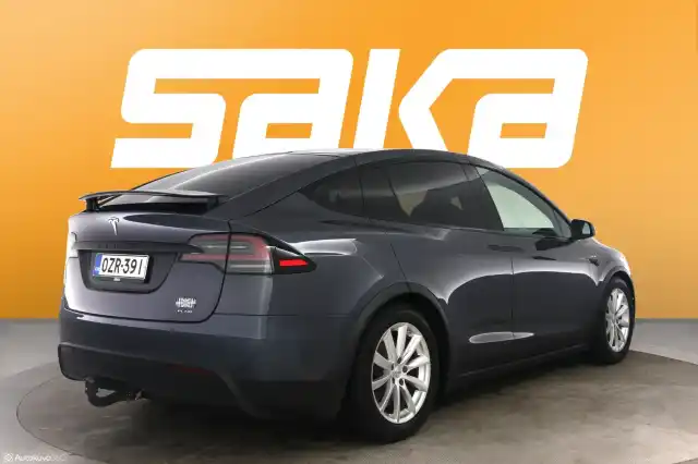 Harmaa Maastoauto, Tesla Model X – OZR-391