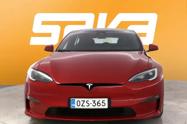 Punainen Sedan, Tesla Model S – OZS-365