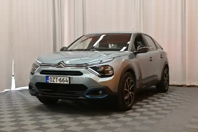 Sininen Viistoperä, Citroen C4 – OZT-664