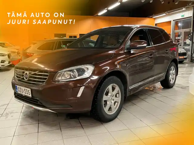 Musta Maastoauto, Volvo XC60 – OZU-335