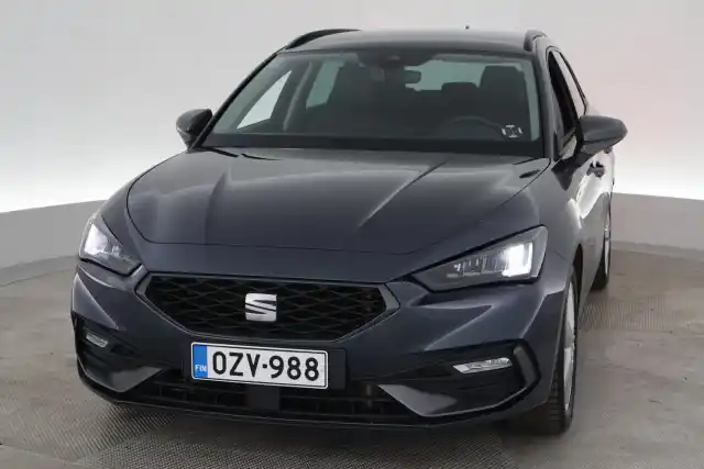 Harmaa Viistoperä, Seat LEON SPORTSTOURER – OZV-988