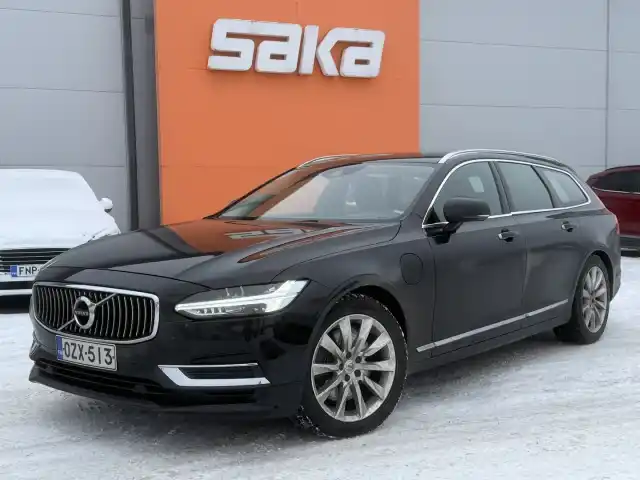 Musta Farmari, Volvo V90 – OZX-513