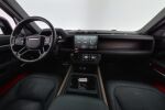 Musta Maastoauto, Land Rover Defender – OZY-892, kuva 9