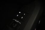 Musta Maastoauto, Land Rover Defender – OZY-892, kuva 21