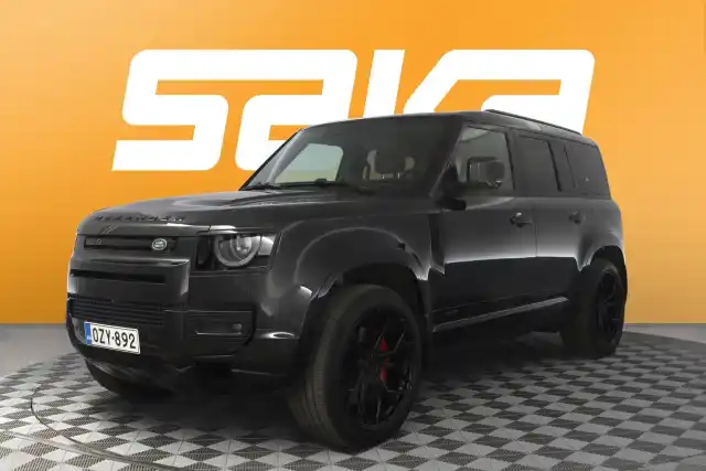 Musta Maastoauto, Land Rover Defender – OZY-892