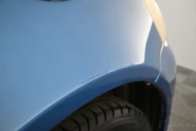 Sininen Viistoperä, Toyota Yaris – RAY-841