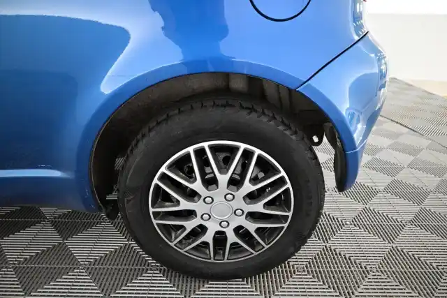 Sininen Viistoperä, Toyota Yaris – RAY-841