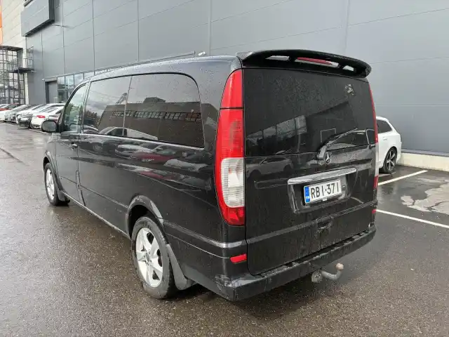 Musta Tila-auto, Mercedes-Benz Viano – RBI-371