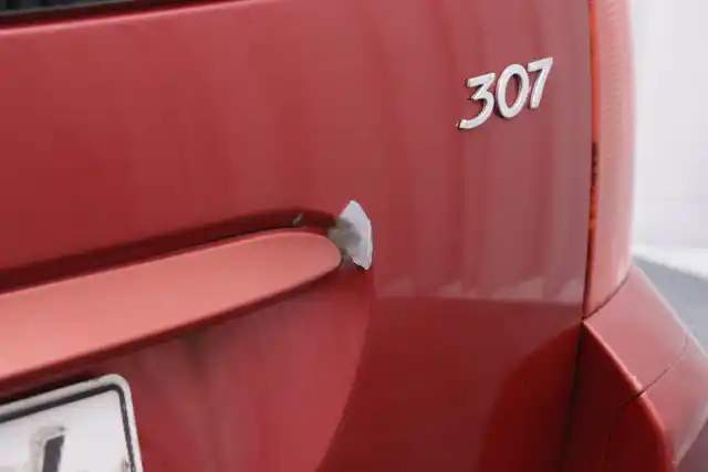Punainen Farmari, Peugeot 307 – RCY-304