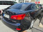 Sininen Sedan, Lexus IS – RHG-374, kuva 3