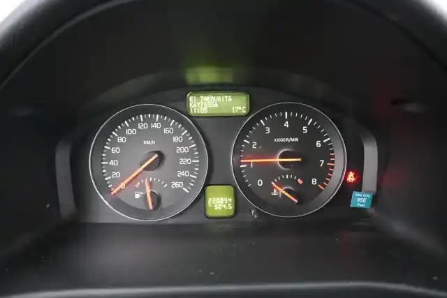 Sininen Sedan, Volvo S40 – RHI-312