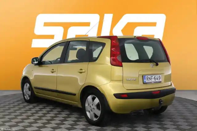 Keltainen Tila-auto, Nissan Note – RNF-649