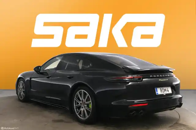 Musta Sedan, Porsche Panamera – ROM-4