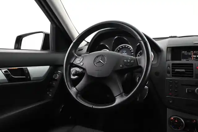 Musta Farmari, Mercedes-Benz C – RPN-902