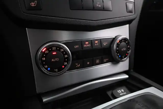 Musta Farmari, Mercedes-Benz C – RPN-902