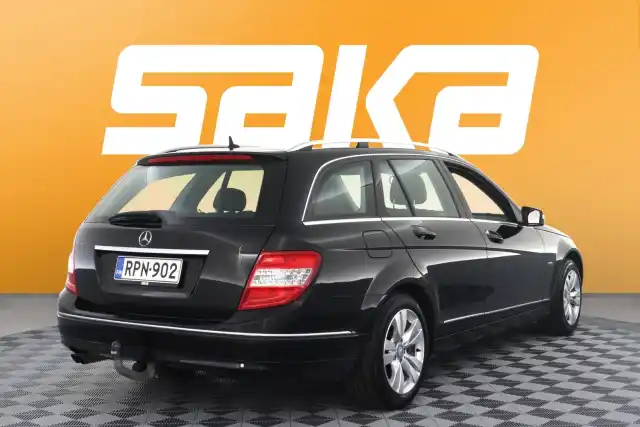 Musta Farmari, Mercedes-Benz C – RPN-902