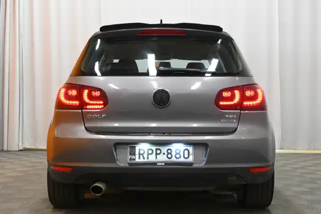 Harmaa Viistoperä, Volkswagen Golf – RPP-880