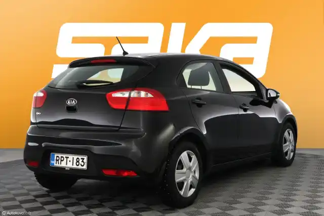 Musta Viistoperä, Kia Rio – RPT-183