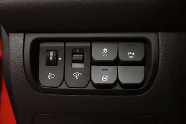 Punainen Viistoperä, Kia Rio – RPT-265