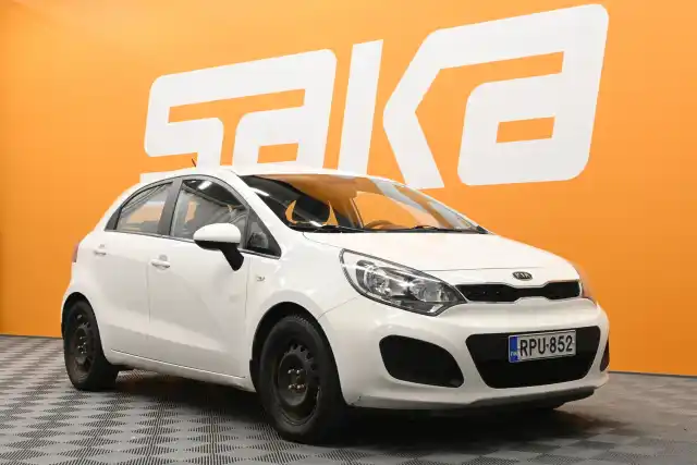 Valkoinen Viistoperä, Kia Rio – RPU-852