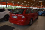 Punainen Farmari, Skoda Octavia – RPU-938, kuva 2