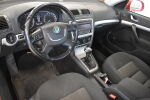 Punainen Farmari, Skoda Octavia – RPU-938, kuva 4