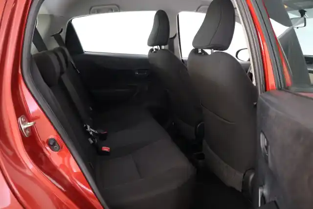 Punainen Viistoperä, Toyota Yaris – RPV-270