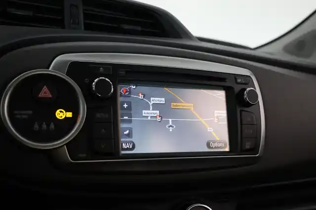 Punainen Viistoperä, Toyota Yaris – RPV-270