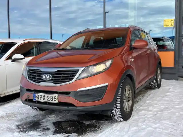 Oranssi Maastoauto, Kia Sportage – RPX-286