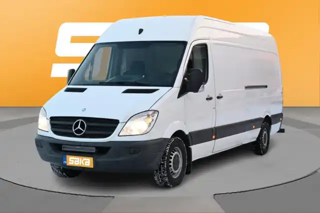 Valkoinen Pakettiauto, Mercedes-Benz Sprinter – RRA-216