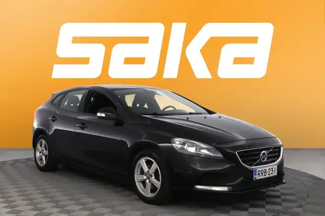 Musta Viistoperä, Volvo V40 – RRB-231