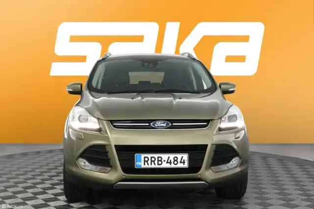 Ruskea Maastoauto, Ford Kuga – RRB-484