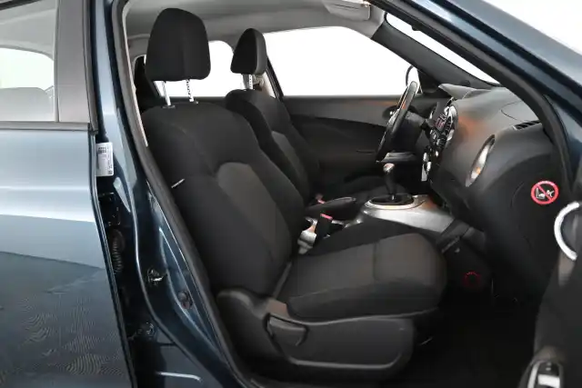 Sininen Maastoauto, Nissan Juke – RRE-278