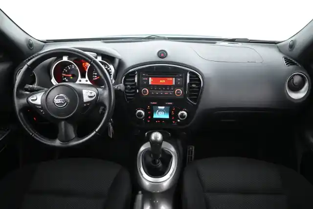 Sininen Maastoauto, Nissan Juke – RRE-278