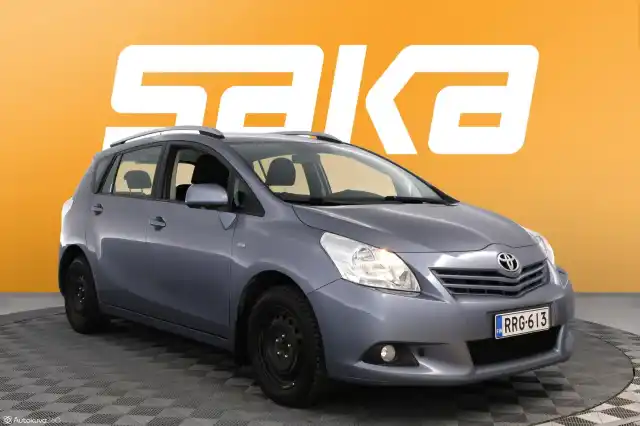 Sininen Tila-auto, Toyota Verso – RRG-613