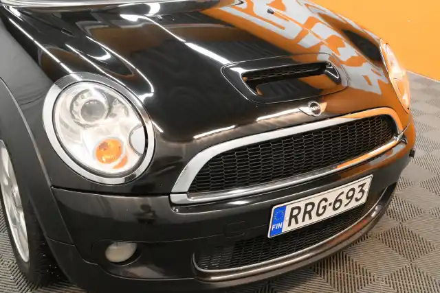 Musta Farmari, MINI Cooper S – RRG-693