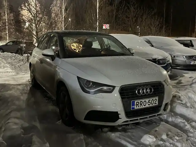 Valkoinen Viistoperä, Audi A1 – RRO-502