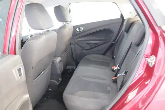 Punainen Viistoperä, Ford Fiesta – RRO-761