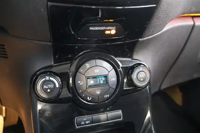 Punainen Viistoperä, Ford Fiesta – RRO-761