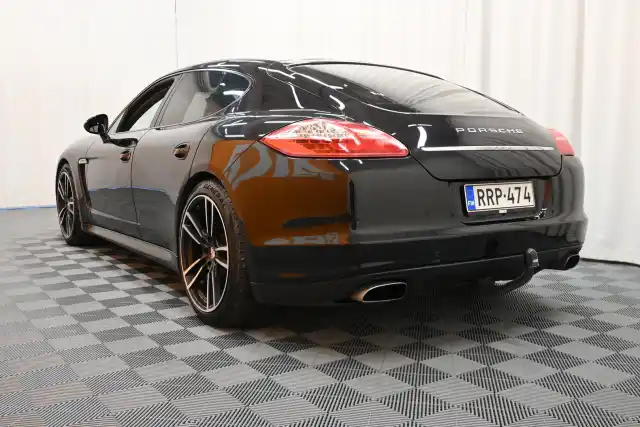 Musta Viistoperä, Porsche Panamera – RRP-474