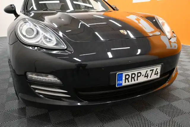 Musta Viistoperä, Porsche Panamera – RRP-474