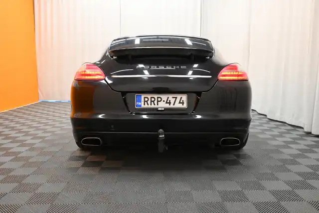 Musta Viistoperä, Porsche Panamera – RRP-474