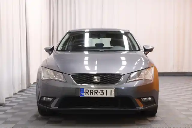 Harmaa Viistoperä, Seat Leon – RRR-311