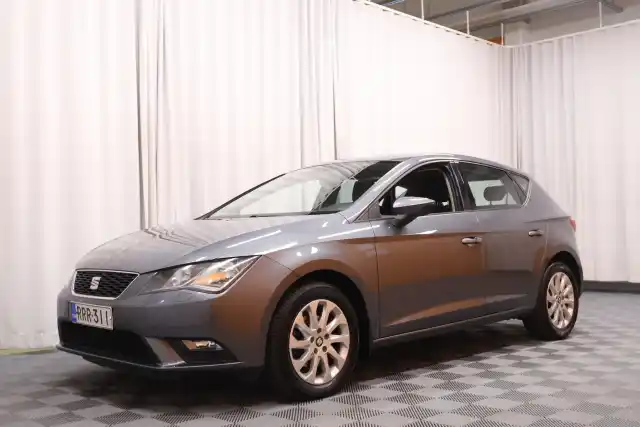 Harmaa Viistoperä, Seat Leon – RRR-311