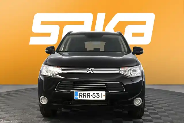 Musta Maastoauto, Mitsubishi Outlander PHEV – RRR-531