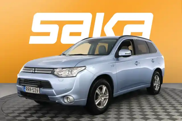 Harmaa Maastoauto, Mitsubishi Outlander PHEV – RRR-539