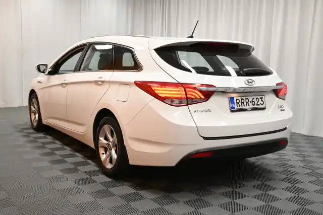 Valkoinen Farmari, Hyundai I40 – RRR-623