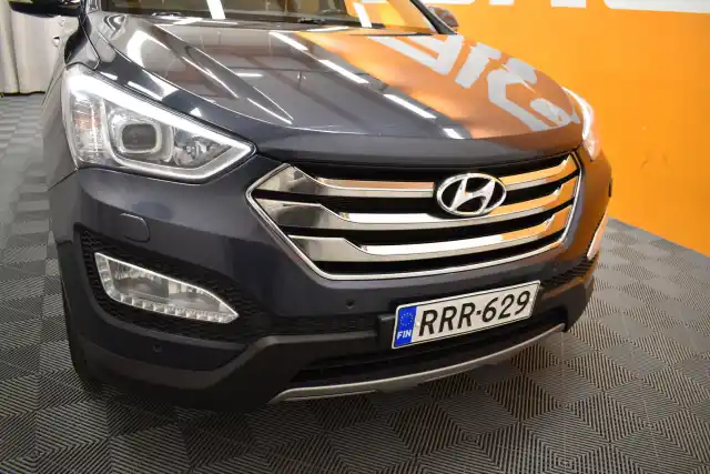 Sininen Maastoauto, Hyundai Santa Fe – RRR-629